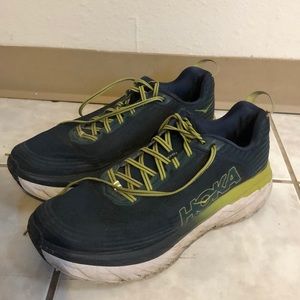 Men’s Hoka bondi 6 size 13 blue